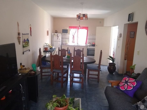 Imagen 3 de 10 de Casa Ph En Venta En Moron Sur