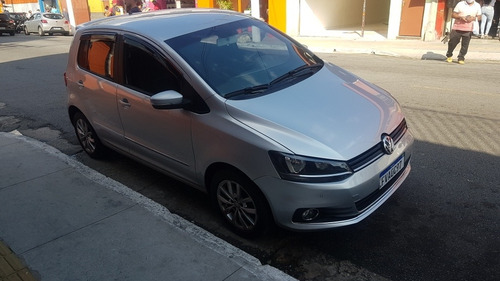 Volkswagen Fox 2015 1.6 Comfortline Total Flex 5p