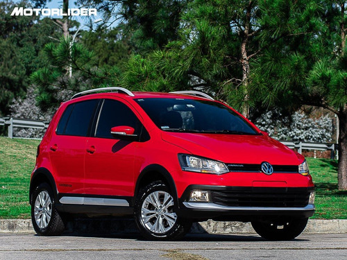 Imagen 7 de 25 de Volkswagen Crossfox Highline Extra Full | Permuta / Financia