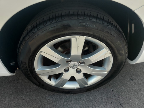 Peugeot 408 2.0 Allure 143cv