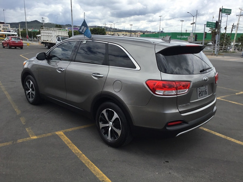 Imagen 4 de 14 de Kia Sorento Ex Pack 2016