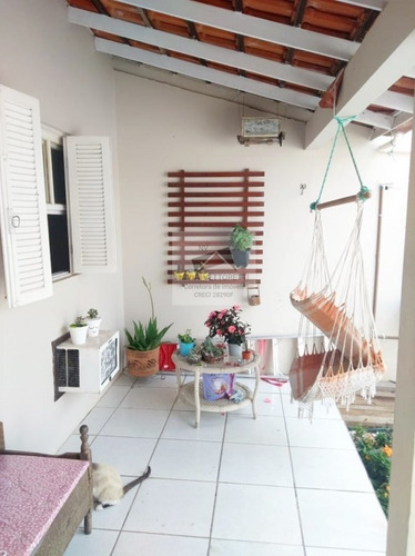 Casa A Venda No Bairro Ingleses Do Rio Vermelho Em - 4163-1
