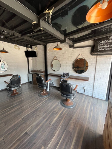 Local Comercial En Lomas De Chapultepec.