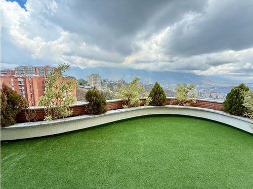 Se Alquila Ph 583m2 Mirador De Los Campitos 7746