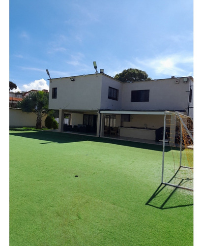En Venta Casa Moderna 780m2 Los Nuevos Teques