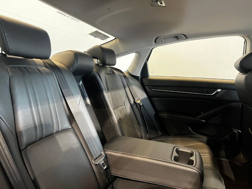 Honda Accord 2.0 Touring At