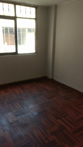 Imagen 3 de 10 de Alquilo Casa-departamento Segundo Piso
