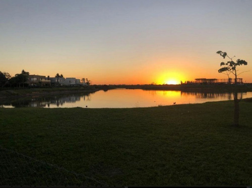 Venta Lote Barrio Magallanes Laguna 700 M²
