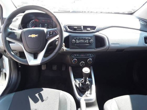 Imagem 3 de 9 de Chevrolet Onix 1.0 Mpfi Lt 8v Flex 4p Manual