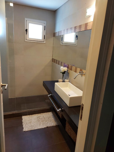 Imagen 10 de 22 de Dueño Alquilo-vendo. Casa La Herradura Pinamar De 5 Amb. Con Piscina. Disponible Marzo. Semana. Quincena. Semana Santa