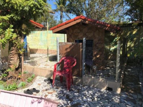 Imagem 10 de 14 de Linda Chácara Na Praia Com 3 Casas No Terreno!