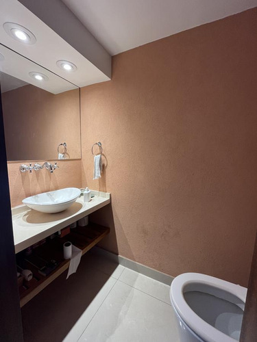 Departamento En Venta- Acassuso Vias A Santa Fe, 3 Dormitorios, Dependencia, Quincho Propio, Cochera