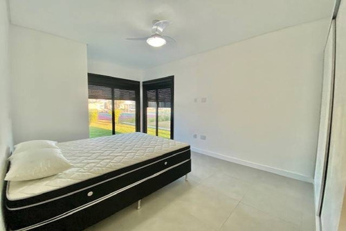 Imagem 11 de 19 de Casa À Venda Em Capão Da Canoa - Ca01172 - 68161655