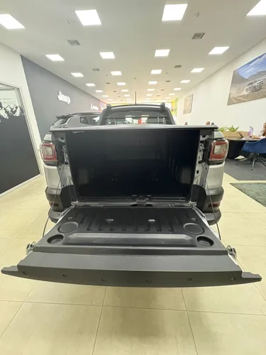 RAM 700 1.4 Slt