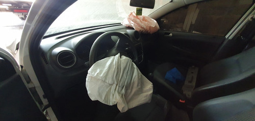 Volkswagen Gol Trend 1.6 Pack1 Año 2014 Chocado
