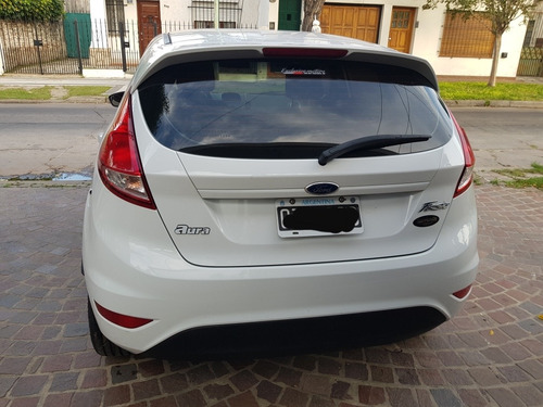 Ford Fiesta Kinetic Design 1.6 Se Plus 120cv 2015