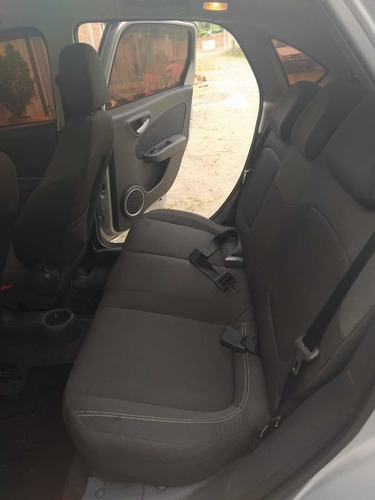 Fiat Grand Siena 2013 1.4 Attractive Flex 4p