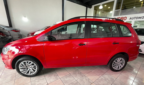 Volkswagen Suran 1.6 Comfortline 101cv