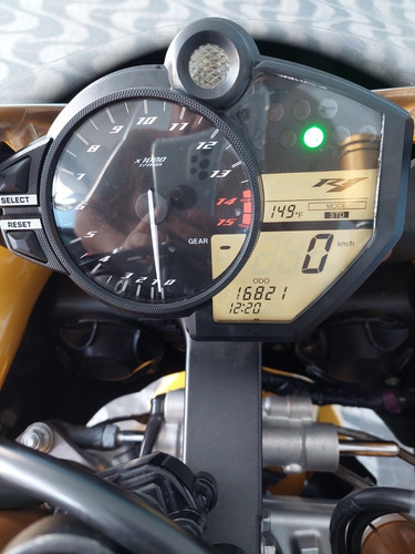 Imagem 4 de 9 de Yamaha R1