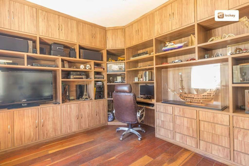 Imagem 14 de 15 de Venda De Casa Com 490m² E 4 Quartos - 772