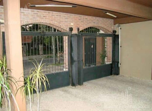 Imagen 2 de 14 de Departamento - Castelar Norte.
