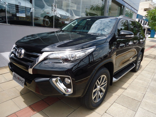 Imagem 1 de 14 de Toyota Sw4 - 2016/2017 2.8 Tdi Srx 5l 4x4 (aut)