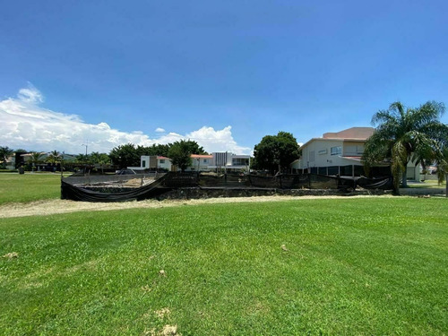 Imagen 4 de 5 de Terreno Aaa 935 M2 En Avenida Principal, Junto Al Campo De G