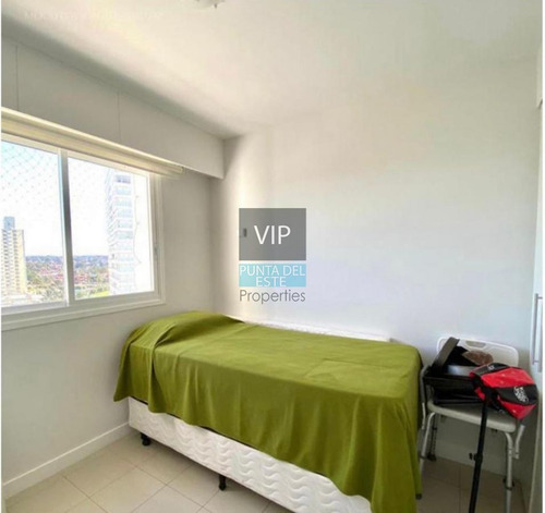 Imagen 9 de 12 de Alquilo Hermoso Departamento En Edificio Con Servicios - Punta Del Este Mansa