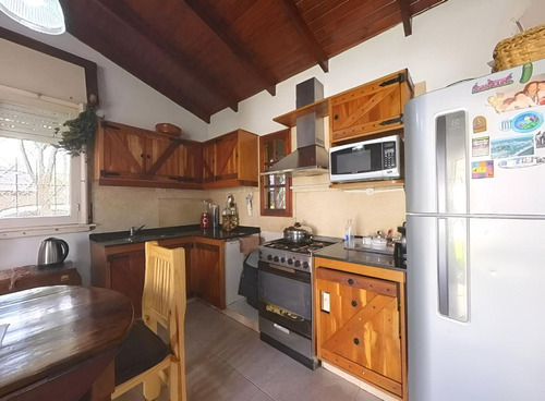 Casa De 4 Ambientes + Departamento Venta Ituzaingo