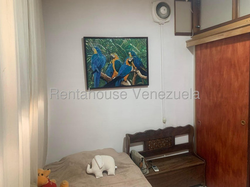 Venta De Comodo Apartamento En Santa Monica Jg