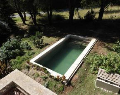 Casa En Venta - 3 Dormitorios 2 Baños - 3.108mts2 - Tandil