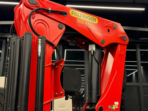Volvo Vm290 Lx Leito Automatico Guindaste Palfinger Md480
