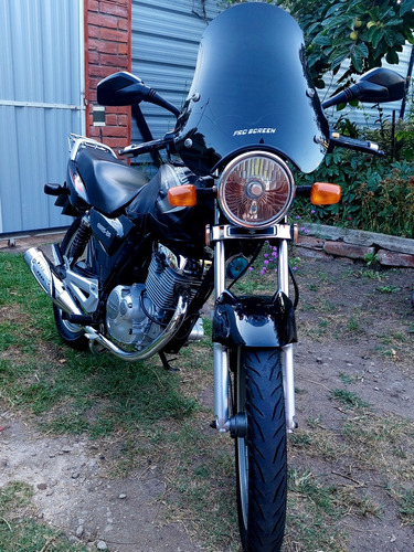 Suzuki En125 2a
