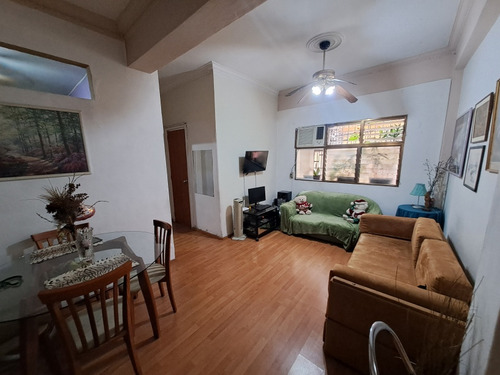 Venta De Apartamento En Las Acacias- Av. Victoria