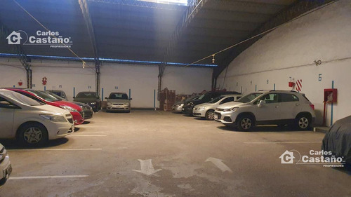 Enorme Ph De 26x42m Con Capacidad Para Múltiples Autos.