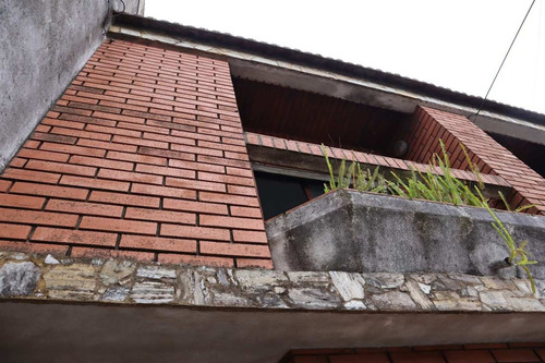 Venta Duplex 5 Amb Cochera Quincho A Refaccionar