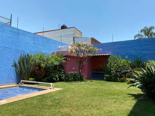 Casa En Venta En Fracc. Con Vigilancia. Lomas Tetela, Cuernavaca