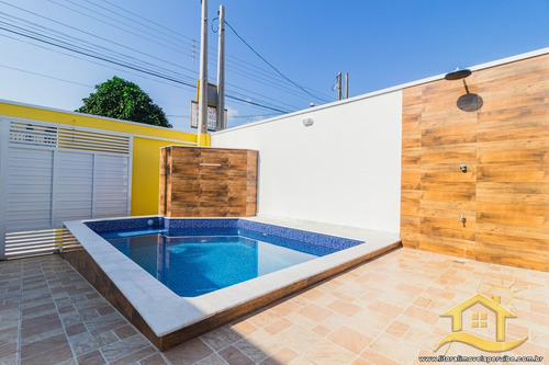 Imagem 3 de 19 de Casa - Térrea Com Piscina No Bairro Park D Aville, 1 Metros Da Praia, Peruíbe-sp - 4978