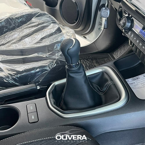 Imagen 22 de 22 de Toyota Hilux Srv 4x4 Diesel 0km - Olivera Automotores