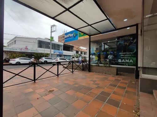 Local En Arriendo En La Riviera. Cod A28827