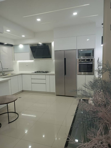 Imagen 3 de 17 de Marialba Giordano 04143417010 En Venta Hermosa Casa Amoblada En Agua De Canto-san Diego Cod 212517
