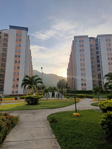 Apartamento En Montemayor, San Diego. (slilil-06)