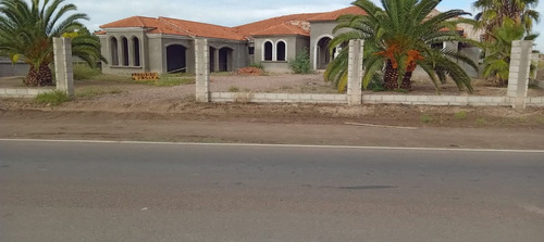 Venta De Casa En Carril Norte, San Martín, Mza
