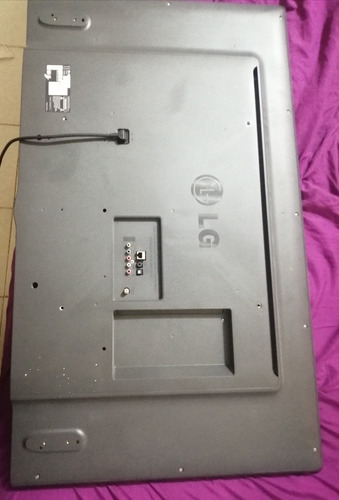 Televisión LG Smart Tv 47 Pulgadas Para Refacciónes (Usado)