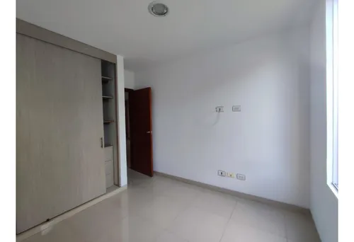 Venta Casa De 258mts2 Condominio En El Castillo, Jamundí 7384.
