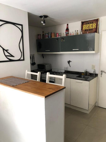 Hermoso Ambiente Y Medio Con Pileta