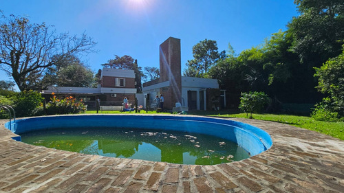Casa En Venta En Luján