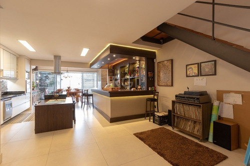 Casa Em Ipanema Com 3 Dormitórios - Lu431576
