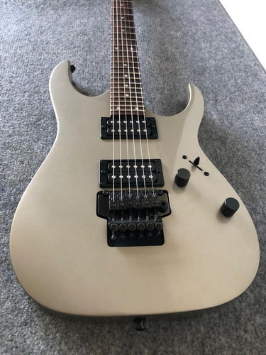 Guitarra Ibanez Rg220-b Rg Series Excelente Diestro Silver Niquel Rosewood (Usado)