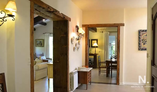 Impecable Casa En Venta Comodo E Iluminada.
